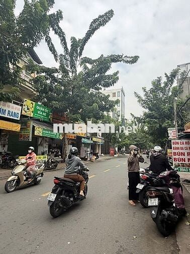 Nhà Mặt Tiền Chợ Phạm Văn Bạch 8mX15m Khu Ẩm Thực.