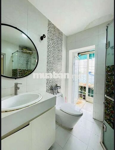 CĂN HỘ TẬP THỂ GẦN PHỐ THANH NHÀN, HỘ KHẨU HAI BÀ TRƯNG