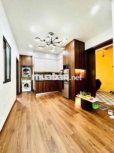 Bán gấp căn hộ 100m2 sổ đỏ rất to 51m2 phố Đại La 3 ngủ 2vs lô góc