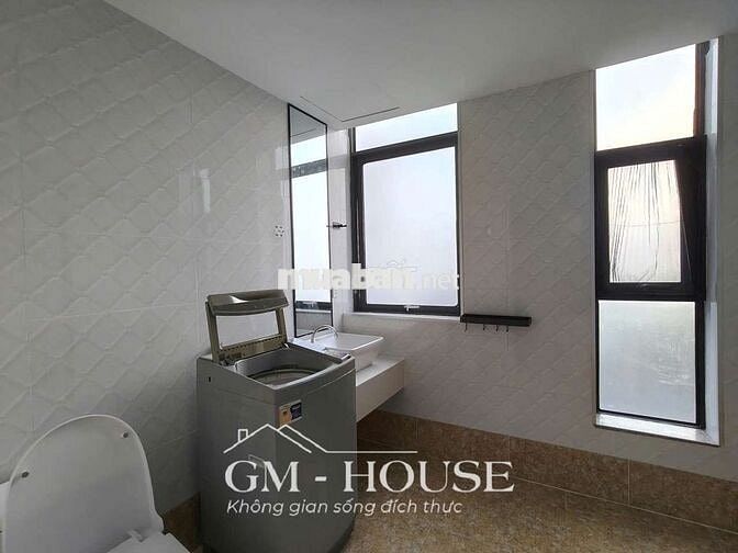 Căn Hộ Studio Có Máy Giặt Riêng, Cửa Sổ Trời, Thang Máy, Khu Phố Nhật