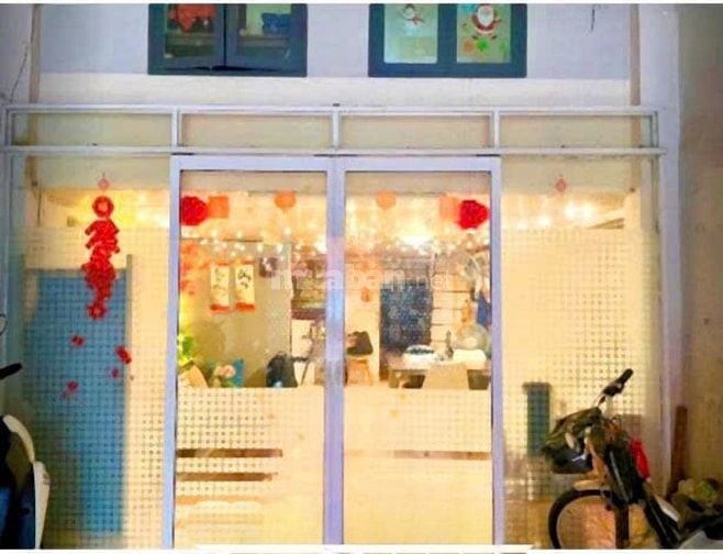  BÁN NHÀ MẶT TIỀN : 358 HOÀNG VĂN THỤ - P. 4 - Q. TÂN BÌNH - TPHCM