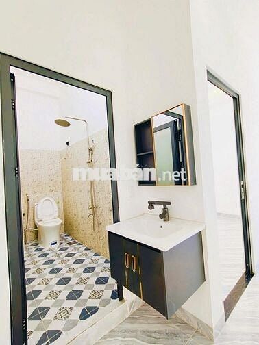Bán Nhà Hẻm Nhựa Xe Hơi, 1 Trệt 2 Lầu, Ngô Chí Quốc - Bình Chiểu