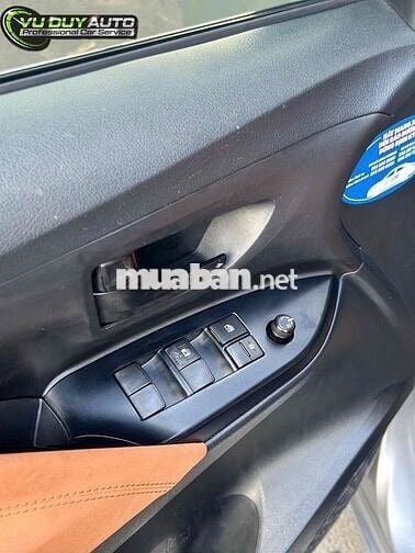 Toyota Innova 2019 2.0E - 140000 km