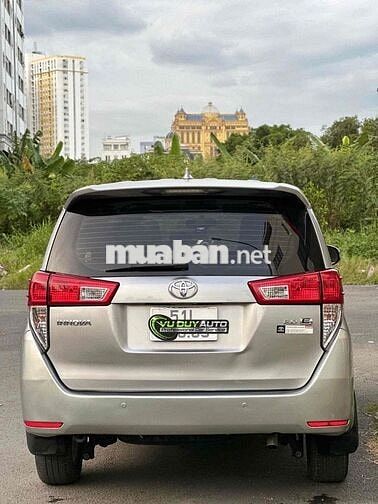 Toyota Innova 2019 2.0E - 140000 km