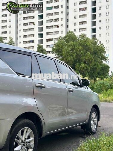 Toyota Innova 2019 2.0E - 140000 km