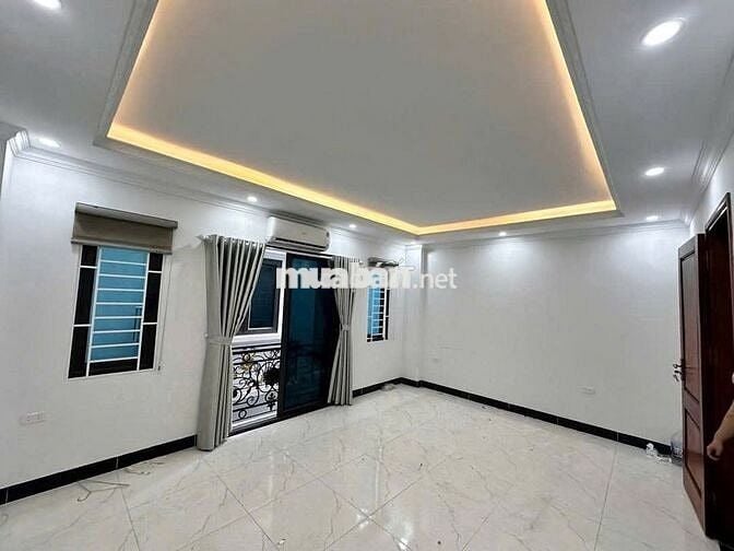 BÁN NHÀ XUÂN PHƯƠNG NHÀ MỚI TINH - ĐẸP LONG LANH – LÔ GÓC 5 TẦNG