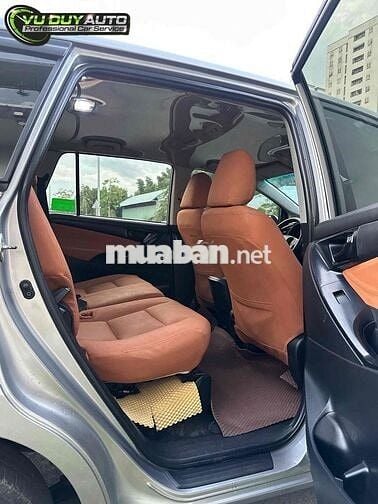Toyota Innova 2019 2.0E - 140000 km