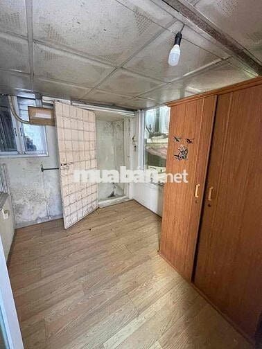 Nhà tập thể phố Trương Định 2 thoáng ở ngay 3 ngủ 70m2 tầng 2 giá nhỉn