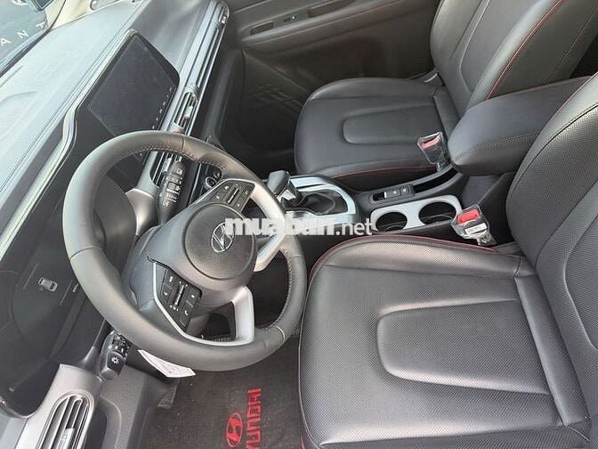 Hyundai Stargazer X đặc biệt 2024 trắng 8.000km