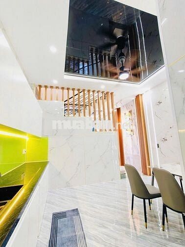 Bán Nhà Hẻm Nhựa Xe Hơi, 1 Trệt 2 Lầu, Ngô Chí Quốc - Bình Chiểu