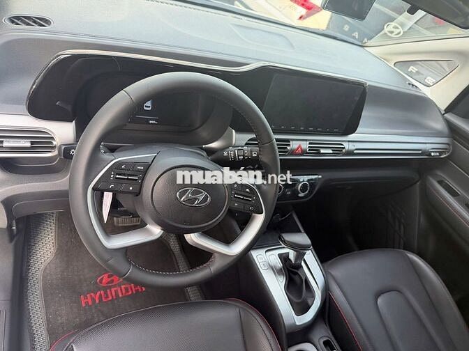 Hyundai Stargazer X đặc biệt 2024 trắng 8.000km
