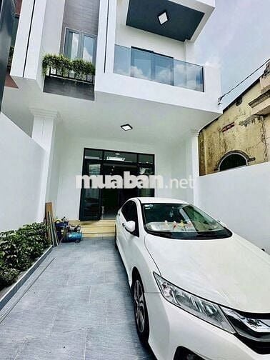 Nhà 1 trệt 1 lầu thổ cư 100% phường Tân Phong