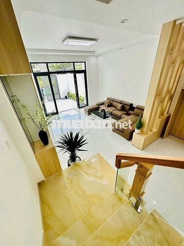 Nhà 1 trệt 1 lầu thổ cư 100% phường Tân Phong