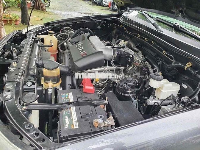Toyota Fortuner 2017 2.7V 4x4 - 90000 km