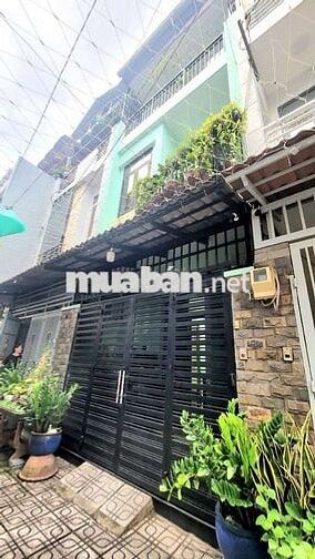 NHÀ ĐẸP HẺM 4M. NGAY BV TÂN PHÚ.  SÁT ĐH VĂN HIẾN. DT: 62m - 4PN, 4WC.