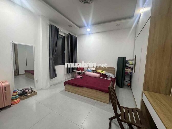 Bán gấp Tân Kỳ Tân Quý 4.1x19 3pn3wc 3 Tầng. Hẻm ô tô. Giá chỉ 5.75 ty