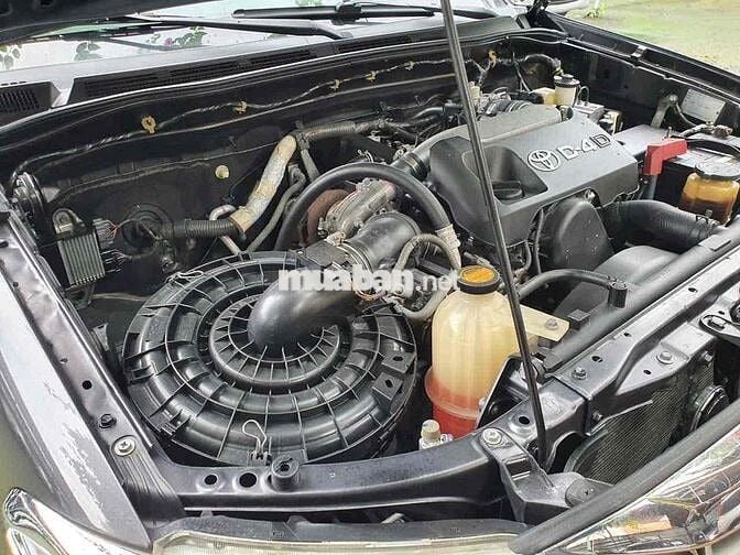 Toyota Fortuner 2017 2.7V 4x4 - 90000 km