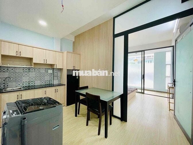 Căn hộ 1Pn tách bếp, ban công, full nội thất, có bồn tắm siêu lớn