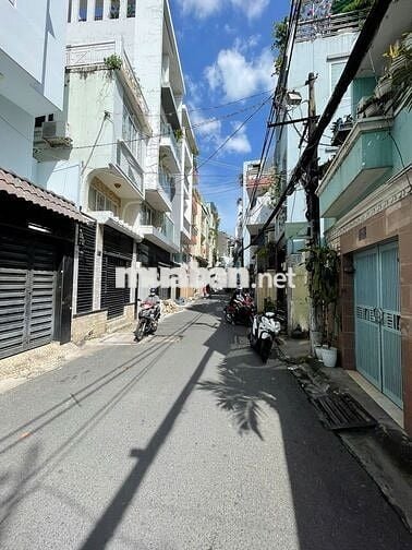 CHO THUÊ NHÀ 2 MẶT TIỀN HẺM XE HƠI ĐOÀN THỊ ĐIẺM CÁCH PXL 1 BƯỚC CHÂN