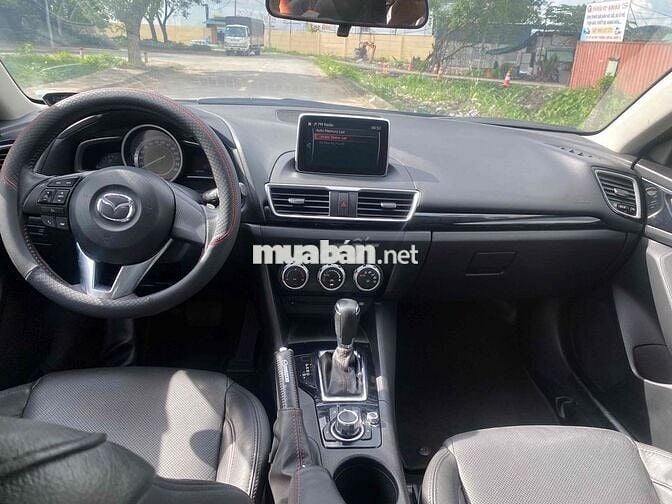 Mazda 3 2015 1.5 AT Hatchback - 66 km