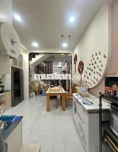 TÂN PHÚ , 6,78 TỶ , HXH , 60m2 , 3 TẦNG , NHÀ ĐẸP GẦN TTTM AEON NHẬT