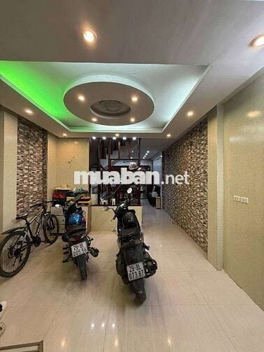 Bán nhà Hồ Tùng Mậu- 8.45 tỷ - 41m² - Gần phố - lô góc dân xây