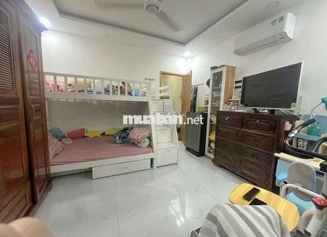 TÂN PHÚ , 6,78 TỶ , HXH , 60m2 , 3 TẦNG , NHÀ ĐẸP GẦN TTTM AEON NHẬT