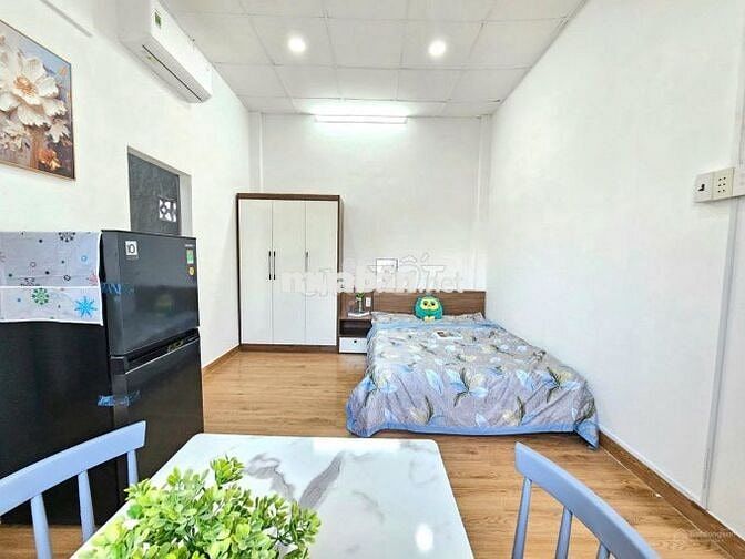 Phòg ngay Chợ Bến thàh,full nộithất:tủ lạh,máy lạh,máy giặt,0 chug chủ