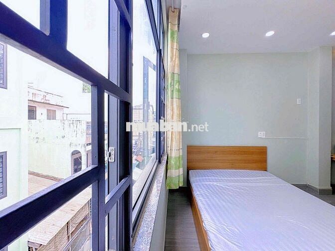 CĂN HỘ FULL NỘI THẤT CỬA SỔ THOÁNG NGAY PHAN XÍCH LONG