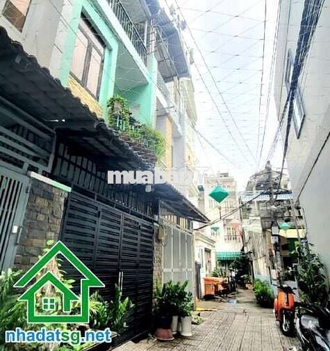 NHÀ ĐẸP HẺM 4M. NGAY BV TÂN PHÚ.  SÁT ĐH VĂN HIẾN. DT: 62m - 4PN, 4WC.