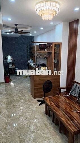 Bán nhà mặt tiền đường Thoại Ngọc Hầu- Nha Trang