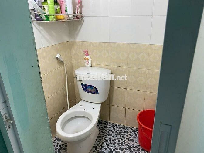 Phòng trọ 1 phòng/người (nữ). An ninh, thoáng mát, yên tĩnh, lịch sự.