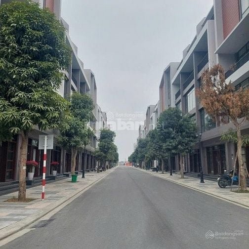 C.Chủ cần bán biệt thự, căn góc, PB 3,Vinhomes Ocean Park 3.120m.MT 8m