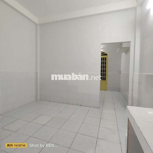 Nhà 1trệt 1lầu có 2pn 1wc gần Đh Luật - Cầu Ông Dầu 6triệu