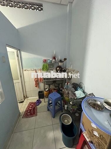 Cho thuê nhà nguyên căn hẻm 1/ Lê Liễu 4x13 1 lầu