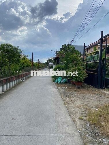 Đất MT KD sau lưng Trường Nguyễn Văn Thệ TX24