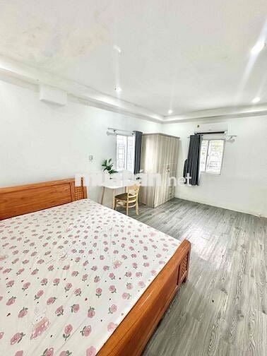 Căn hộ 1 phòng ngủ bờ kè Hoàng Sa Q3
