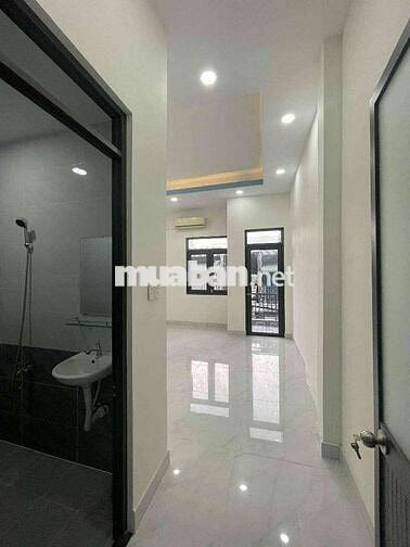 Nhà Giáp Tên Lửa , Hẻm xe hơi thông , 3 tầng , Bùi Tư Toàn , Bình Tân