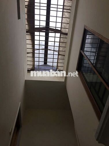 Cho thuê nhà nguyên căn (80m2, 2 PN, 2WC), hẻm 229/70 Tây Thạnh