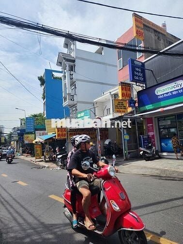 Siêu vị trí 2MT Phan Xích Long – Vạn Kiếp  – Giá chỉ 70 triệu/tháng