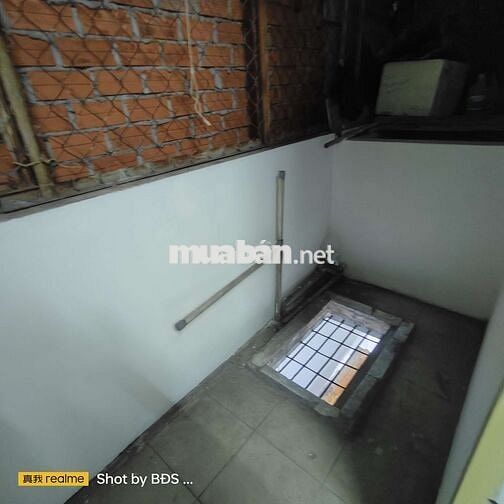 Nhà 1trệt 1lầu có 2pn 1wc gần Đh Luật - Cầu Ông Dầu 6triệu