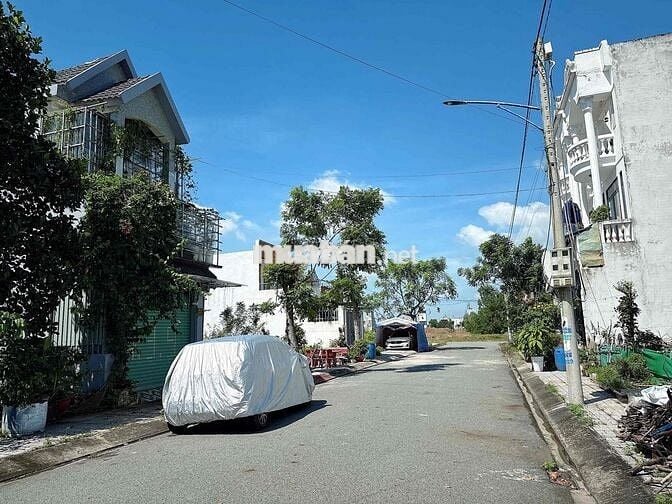 Lô đất SHR Xây Tự Do - Đường nhựa 8m - KDC hiện hữu cách Hocmon 9km