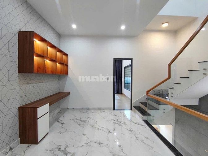 Nhà Ngộp Bank giá chốt nhanh 1tỷ550căn nhà1t1l đường Trịnh Quang Nghị