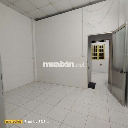 Nhà 1trệt 1lầu có 2pn 1wc gần Đh Luật - Cầu Ông Dầu 6triệu