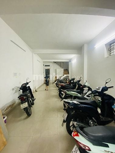NGỘP 5 TỶ BÁN GẤP - CHDV 8PN HXH 5M - GẦN ĐH KINH TẾ Q10 - CHỈ 9.4 TỶ
