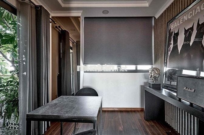 PENTHOUSE 2PN2WC SÂN VƯỜN LẦU CAO THOÁNG ĐƯỜNG CMT8