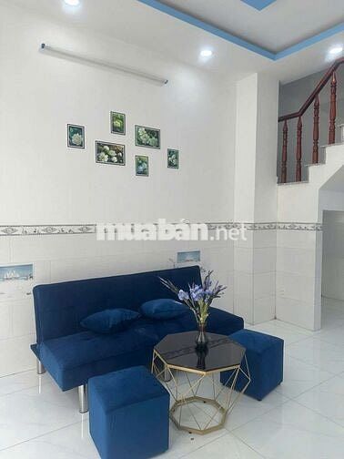 Cần bán gấp nhà Hóc Môn, đường Nguyễn Văn Bứa, giá 360 triệu