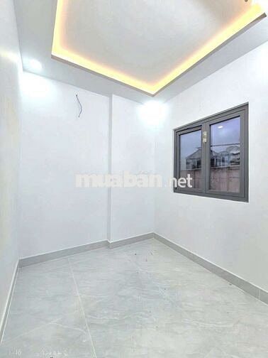 Nhà bự 1 lầu, gần Phú Mỹ Hưng quận 7