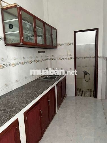 Chính chủ cần bán gấp nhà núp hẻm