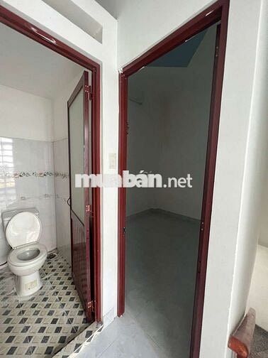 Chính chủ cần bán gấp nhà núp hẻm